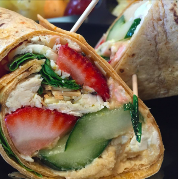Healthier and fabulous (just like its inspiration) this wrap boasts
season chicken, homemade hummus, feta cheese, fresh
cucumber, chia seeds, juicy strawberries, toasted almonds, and
lettuce.....too good to be true!